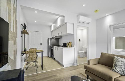 Little Italy Apartment | Stylish 1-Bedroom Haven by Jean Talon Market