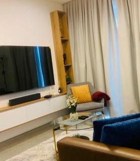 Roman Ridge Apartment | Stylish 1-Bedroom with Stunning City View atNova with PS-5
