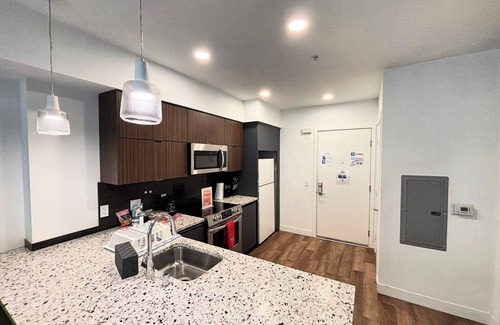 Koreatown Hotel | Stylish 1BR Apartment w/Balcony Views, Rooftop Lounge, WiFi + AC DTLA/Koreatown