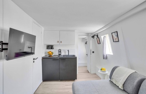 Arts-et-Metiers Apartment | Stylish 1BR Flat near Place de la Republique