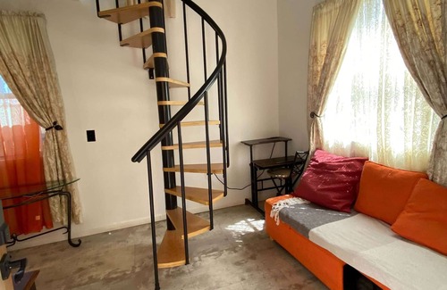 Freetown - Port Rico Apartment | Stylish 1BR Near Downtown & UL - Perfect for Couples & Solo Stays