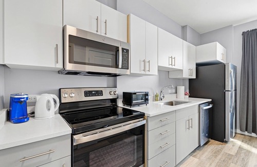 Everett Apartment | Stylish 1BR Near Encore 8830