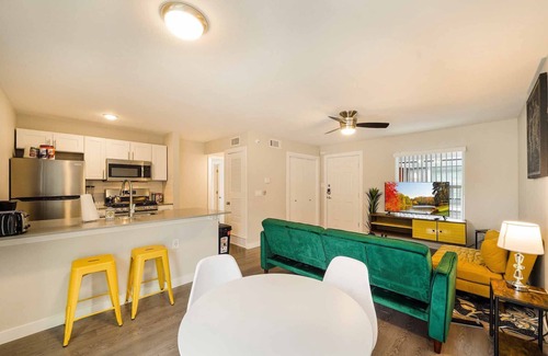 Mueller Apartment | Stylish 1BR Near UT | Mueller | Evonify 3303