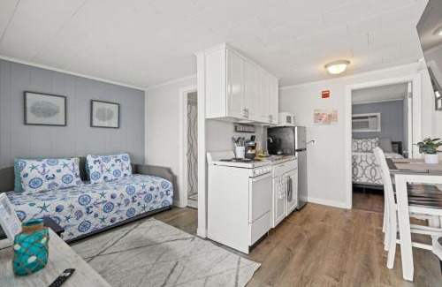 Old Orchard Beach Apartment | Stylish 1BR Suite Steps to the Beach (467)