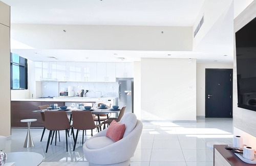 Jumeirah Village Apartment | Stylish 1BR With Balcony City Views O2 Tower, JVC