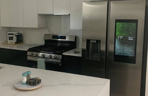 Kingman Park House | *Stylish 2-bd house w parking close to H St*