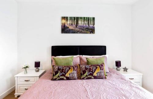 Bracknell Apartment | STYLISH 2 BED/2 BATH, PARKING - BRACKNELL CENTRE