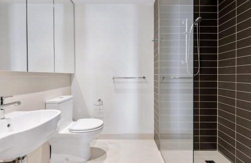Richmond North Apartment | Stylish 2-Bed Apartment Near MCG