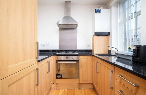 Stockwell Apartment | Stylish 2-Bed Apartment in Stockwell –Free Wifi & Fast Access to Oxford Circus