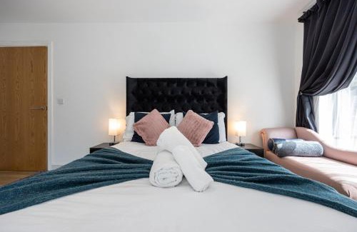 Castlefield Apartment | Stylish 2-Bed Apartment in Manchester City Centre