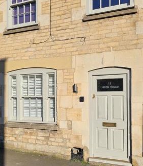 Stamford House | Stylish 2-Bed House in Stamford Town Centre