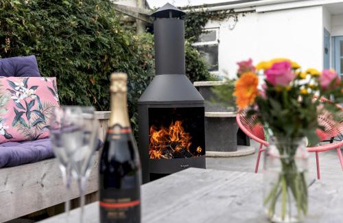 Braunton House | Stylish 2 bed pet-friendly coastal retreat