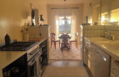 Los Feliz Apartment | Stylish 2-bedroom apartment in Los Feliz