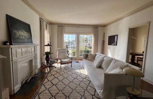 Los Feliz Apartment | Stylish 2-bedroom apartment in Los Feliz