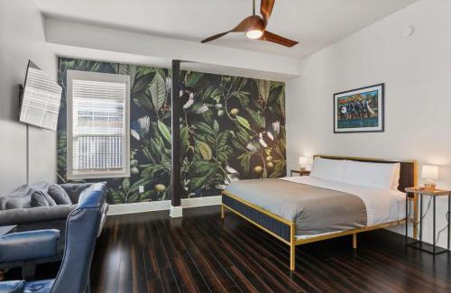 Saint Thomas Development Apartment | Stylish 2-Bedroom Apartment in Garden District