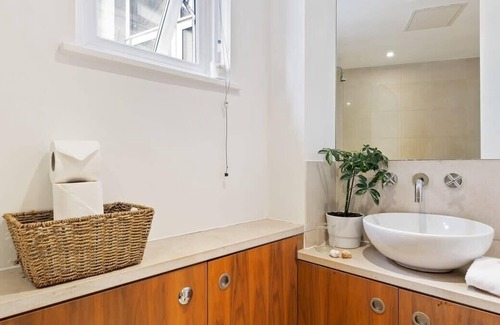 Northcote Apartment | Stylish 2 Bedroom Apartment near Clapham Junction
