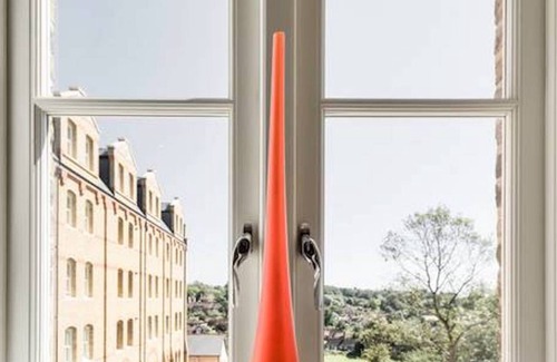 Whittington House | Stylish 2 bedroom apartment in a historical building at Mill Hill