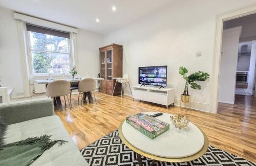 Abbey Road Apartment | Stylish 2-Bedroom Apartment in Maida Vale near Little Venice & Paddington