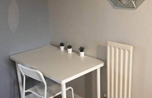 Bury House | Stylish 2 Bedroom Home in Bury