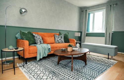 Bradford House | Stylish 2-Bedroom Home Perfect for Families and Couples