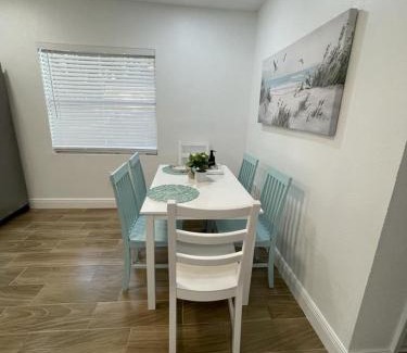 Port Tampa City House | Stylish 2 Bedrooms 2 Bath House In South Tampa