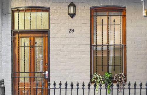 Chippendale House | Stylish 2 Story Terrace House in Chippendale