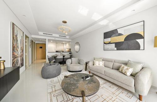 Downtown Dubai Apartment | Stylish 2BR Apt in 5 Star Hotel with Burj Khalifa Views