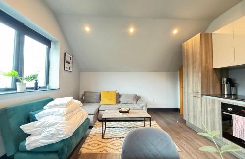 Brighton City Centre Apartment | Stylish 2BR Central Near Pier