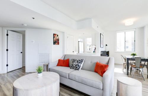 Crystal City Apartment | Stylish 2BR Haven - Minutes from DC & Airport