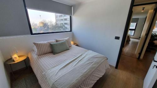 Apoquindo Apartment | Stylish 2BR Urban Oasis for 3 in Vibrant Las Condes