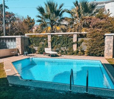 Voula Apartment | Stylish 3 BDR apartment in Glyfada center- Cielo