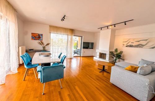 Voula Apartment | Stylish 3 BDR apartment in Glyfada center- Cielo