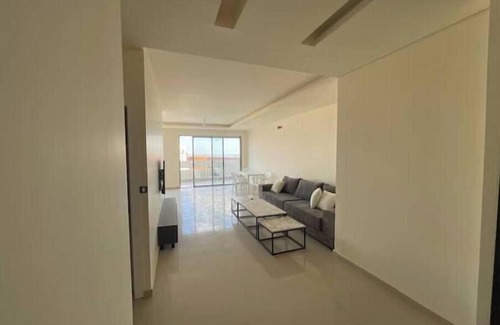 Safra Apartment | Stylish 3-BDR Apt with Terrace