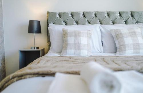 Bradford House | Stylish 3 bed house sleeps 5 free parking