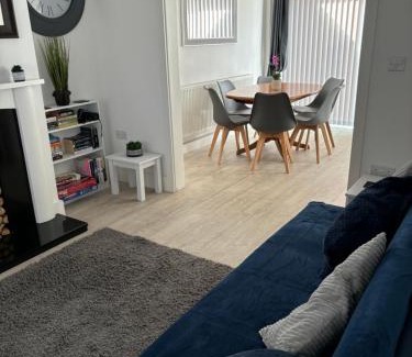 Bristol House | Stylish 3 bedroom house
