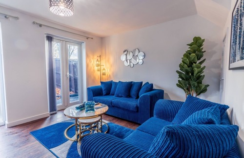 Framwellgate Moor House | Stylish 3-bedroom House With Parking - Sleeps 6