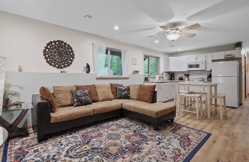 Mosinee Apartment | Stylish 3-Bedroom Lower-Level Getaway with Private Entrance & Modern Comforts