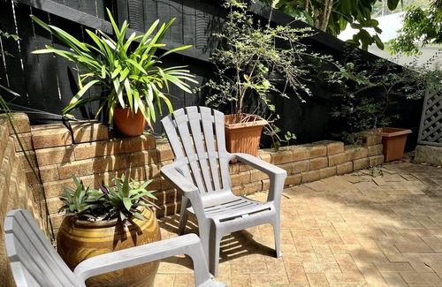 Avoca Beach House | Stylish 3 Bedroom Townhouse 400 Mtrs to Beach