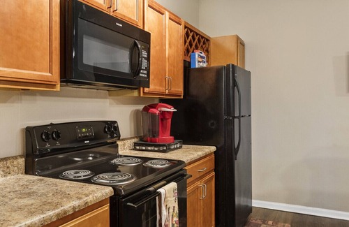 Huntsville Apartment | Stylish 3 BR Retreat