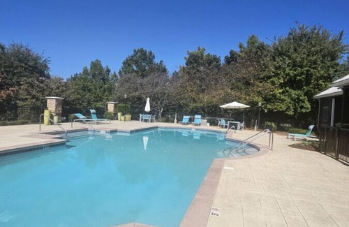 Huntsville Apartment | Stylish 3 BR Retreat