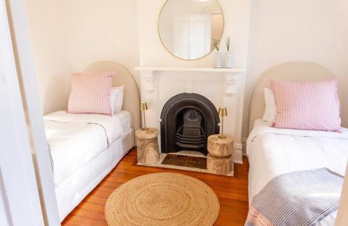 Paddington House | Stylish 3BR Paddington Townhouse