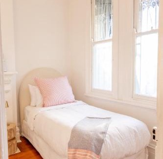 Paddington House | Stylish 3BR Paddington Townhouse