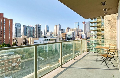Mission District Apartment | Stylish Amazing View DT Free Parking+Hot Tub