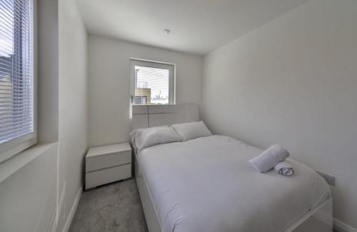 Ashford Apartment | Stylish and Bright 2 Bed Apartment in Ashford