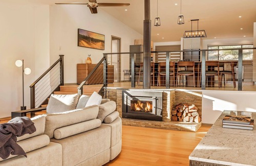 Yallingup House | STYLISH AND CAPTIVATING 5 BEDROOM RURAL RETREAT WITH SWEEPING VIEWS