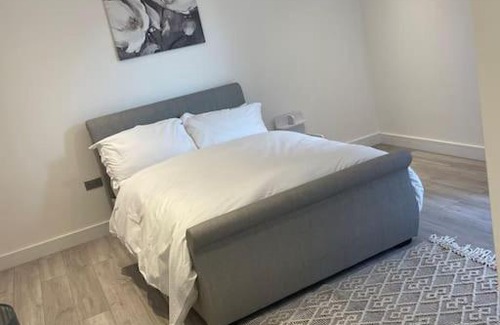 Fairfield Apartment | Stylish and Cosy 2 bedroom flat in Croydon