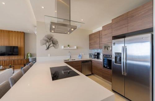 El Tezal Apartment | Stylish and Modern New 2BR Condo with Ocean Views