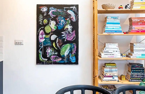 Hackney Downs Apartment | Stylish and Spacious 1BD in Clapton