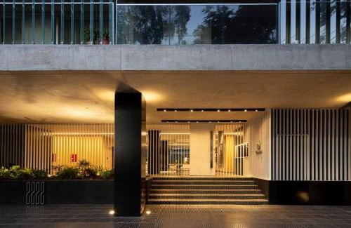 Olivos Apartment | Stylish Apartment by River with Pool & Grill