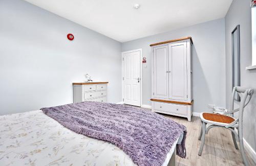 Portglenone Apartment | Stylish apartment close to Causeway Coast & Glens